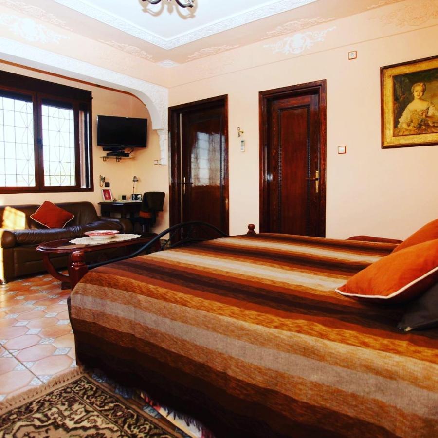 Gite Karima Madagh Ngoại thất bức ảnh